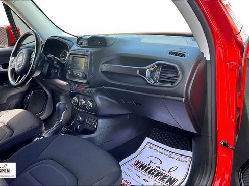 Used 2017 Jeep Renegade Altitude image 16