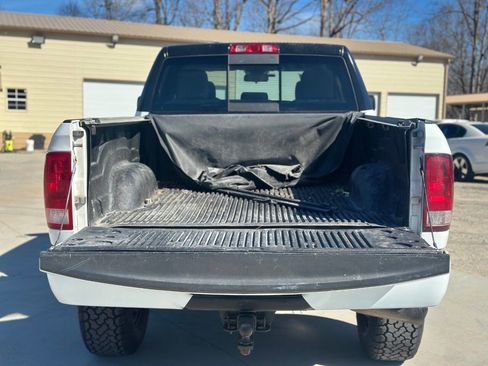 Used 2016 RAM 2500 SLT image 7