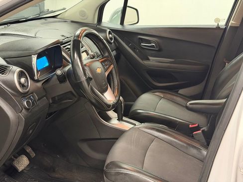 Used 2015 Chevrolet Trax LT w/ LT Plus Package image 23