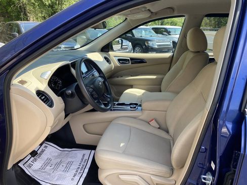 Used 2017 Nissan Pathfinder S AWD/4WD image 10