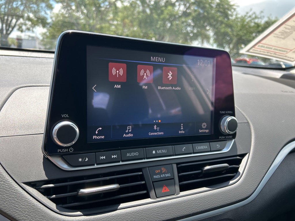 Certified 2025 Nissan Altima 2.5 S FWD image 33