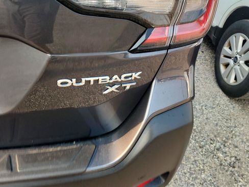 Used 2025 Subaru Outback Limited XT w/ Popular Package #2 AWD/4WD image 5