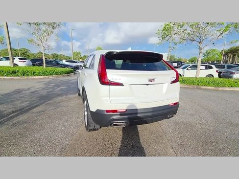 Used 2022 Cadillac XT4 Luxury FWD image 43