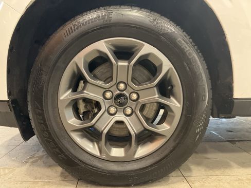 Used 2022 Ford Maverick XLT image 9