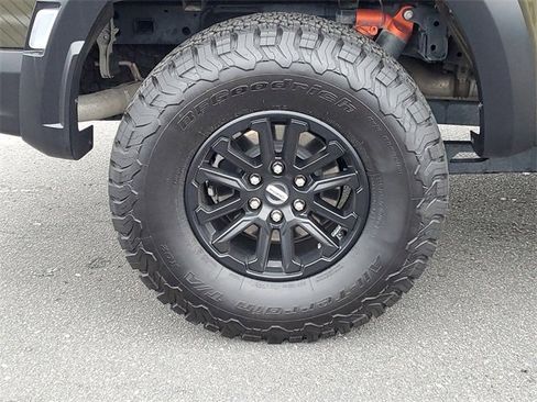 Used 2025 Ford F150 Raptor image 9