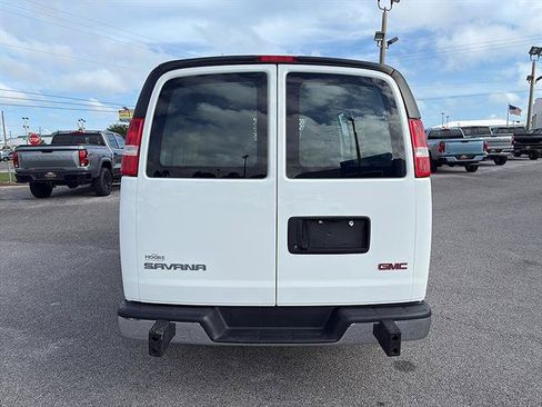 Used 2024 GMC Savana 2500 w/ Driver Convenience Package RWD image 7