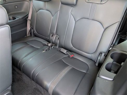 Used 2023 Honda Pilot Touring image 31