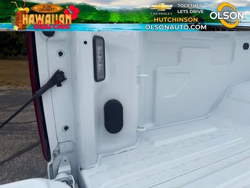 New 2026 Chevrolet Silverado 2500 Custom w/ Custom Convenience Package image 32