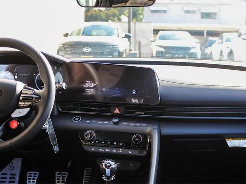 New 2025 Hyundai Elantra N image 18