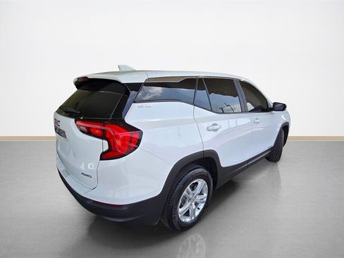Used 2021 GMC Terrain SLE AWD/4WD image 4