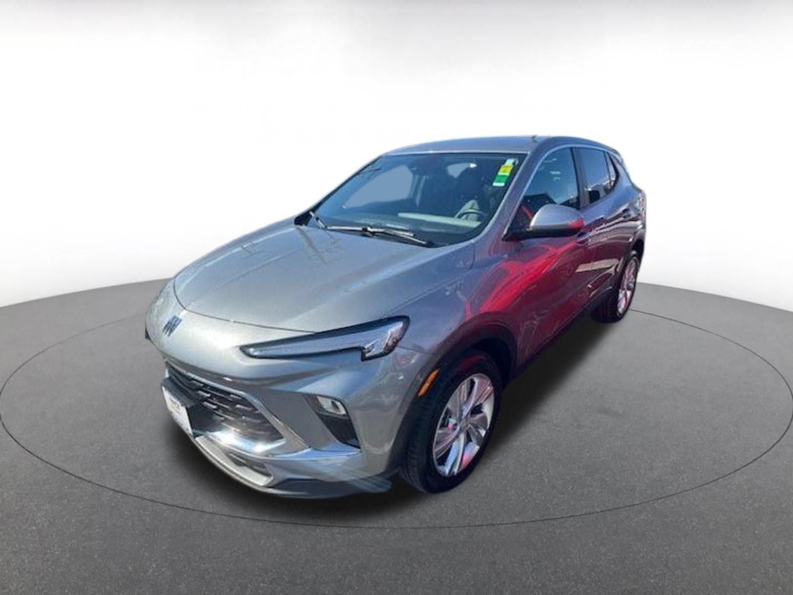 Used 2025 Buick Encore GX Preferred FWD image 2