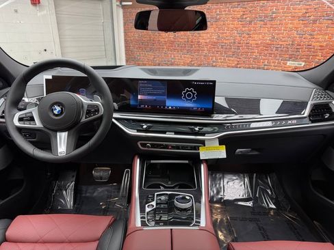 New 2026 BMW X6 xDrive40i w/ Executive Package image 12