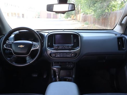 Used 2016 Chevrolet Colorado Z71 AWD/4WD image 16