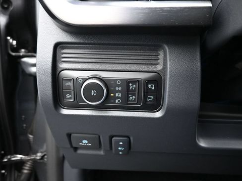 New 2026 Ford F350 Lariat w/ Black Appearance Package AWD/4WD image 16