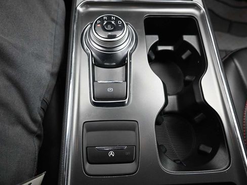 Used 2024 Ford Edge ST-Line AWD/4WD image 36