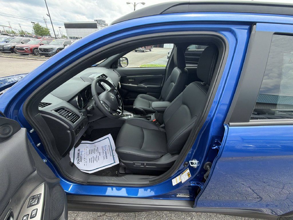 New 2026 Mitsubishi Outlander Sport SEL AWD/4WD image 11