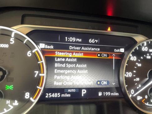 Used 2023 Nissan Rogue SV AWD/4WD image 7