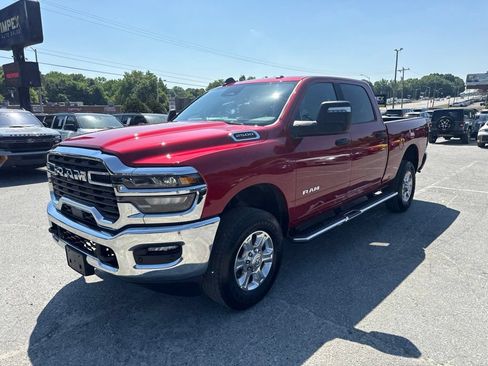 Used 2026 RAM 2500 Big Horn AWD/4WD image 1