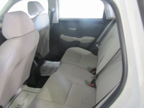 Certified 2025 Honda HR-V LX image 12