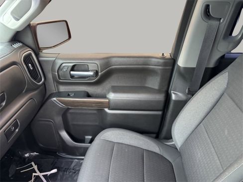 Used 2021 Chevrolet Silverado 1500 RST image 14