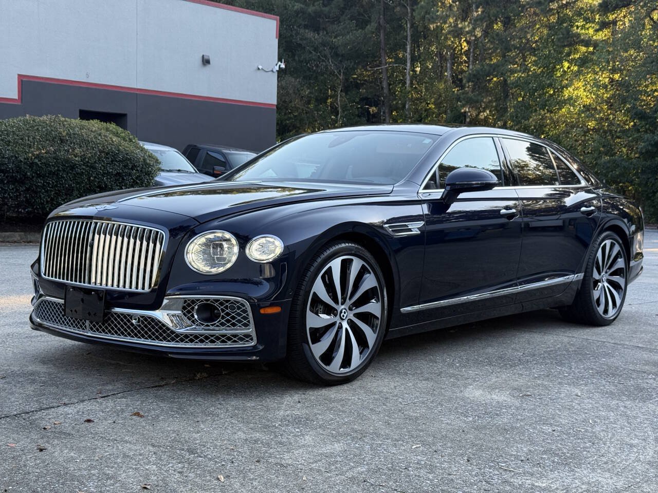 Used 2022 Bentley Flying Spur V8 AWD/4WD image 1