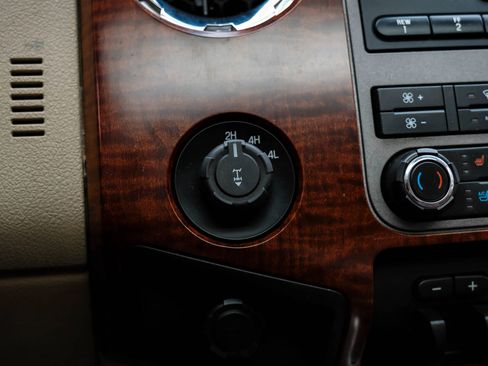 Used 2012 Ford F250 King Ranch w/ FX4 Off Road Pkg image 28