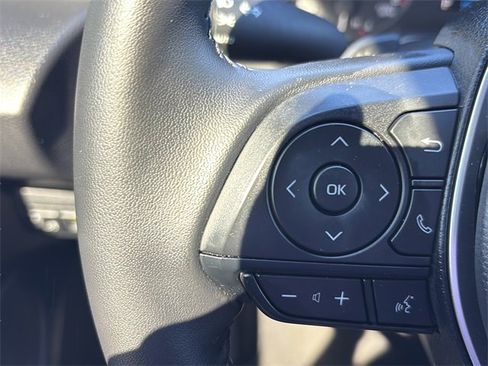 Used 2025 Toyota Corolla SE image 21