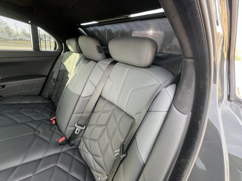 Used 2023 BMW 740i 740i w/ Executive Package image 32