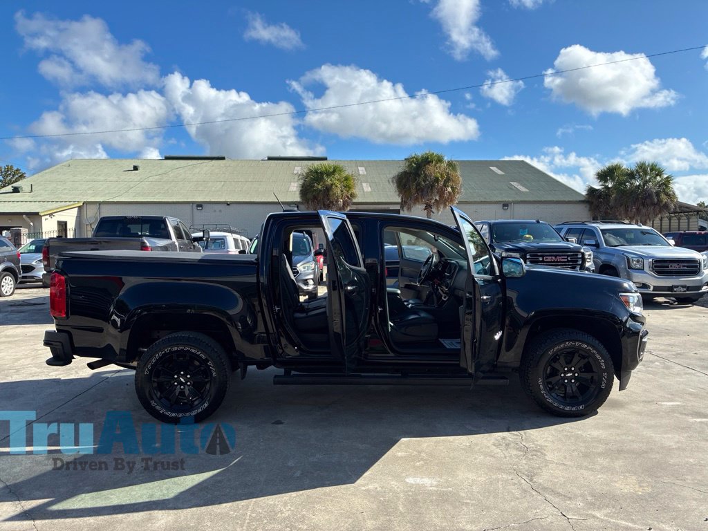 Used 2021 Chevrolet Colorado Z71 w/ Z71 Midnight Edition AWD/4WD image 19