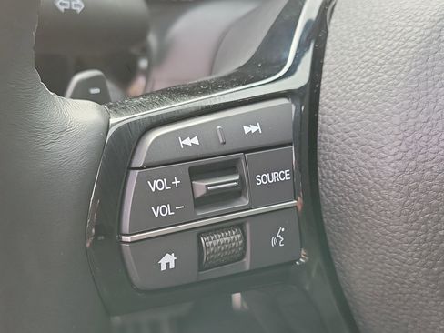 Used 2025 Honda Civic Sport image 26