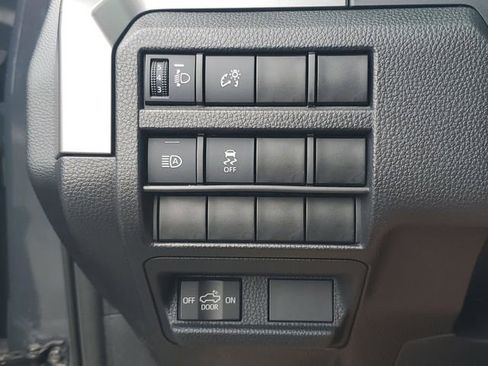 Used 2024 Toyota Tacoma SR5 AWD/4WD image 20