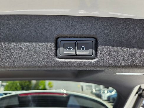 New 2025 Audi Q5 Premium Plus image 23