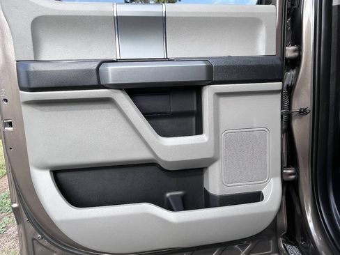 Used 2015 Ford F150 XLT w/ Equipment Group 302A Luxury AWD/4WD image 40