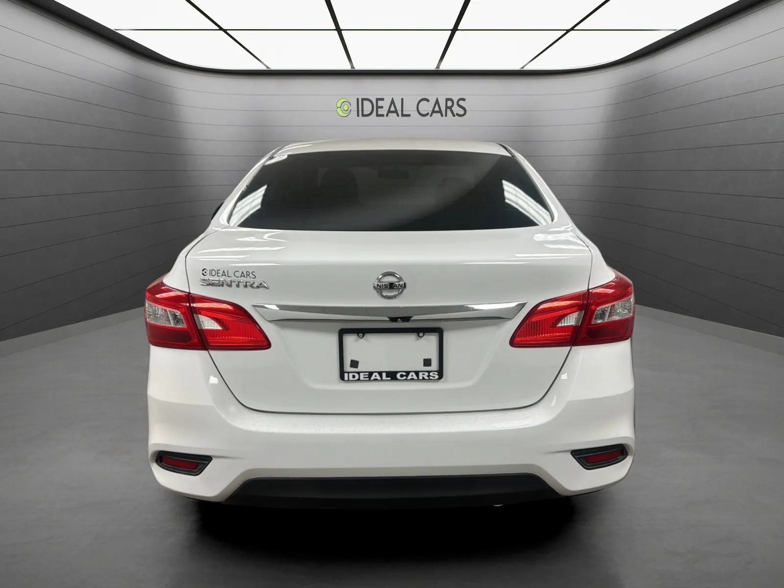 Used 2017 Nissan Sentra S FWD image 4