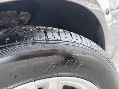 Used 2014 Ford Focus SE image 12