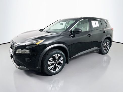 Used 2021 Nissan Rogue SV AWD/4WD image 3