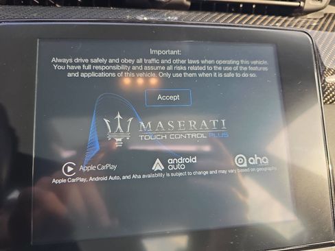 Used 2017 Maserati Quattroporte S GranSport image 36