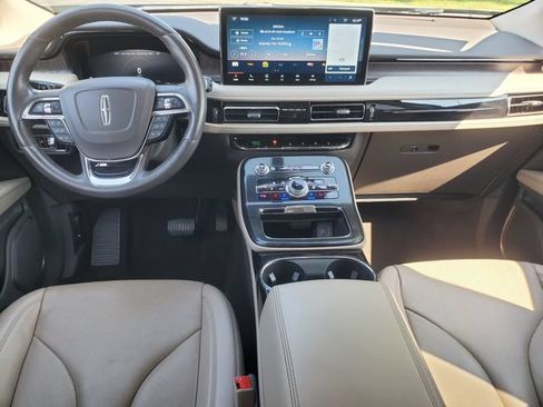 Used 2023 Lincoln Nautilus Reserve AWD/4WD image 24