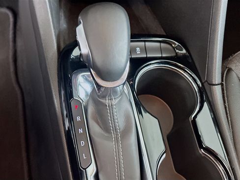 Used 2025 Buick Encore GX Preferred image 24