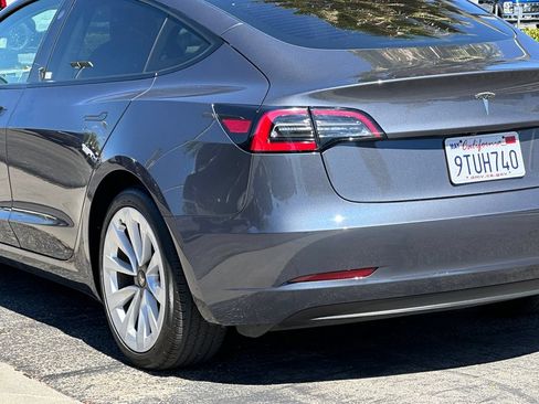 Used 2023 Tesla Model 3 Standard Range RWD image 5