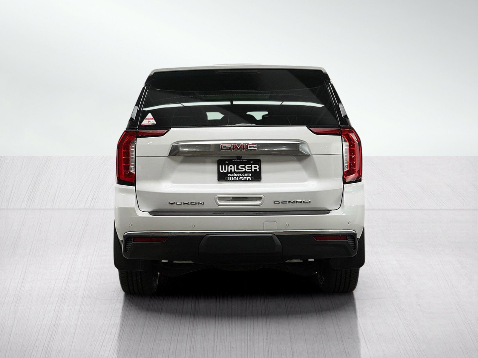 Used 2023 GMC Yukon XL Denali AWD/4WD image 4