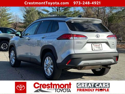 Certified 2025 Toyota Corolla Cross LE image 4