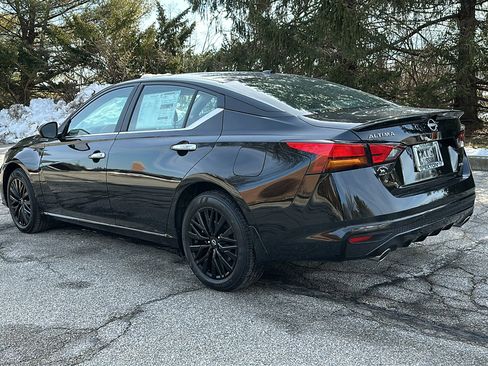 New 2025 Nissan Altima 2.5 SV w/ SV Special Edition Package image 7