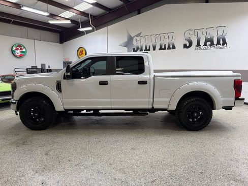 Used 2022 Ford F250 XL w/ STX Appearance Package RWD image 3