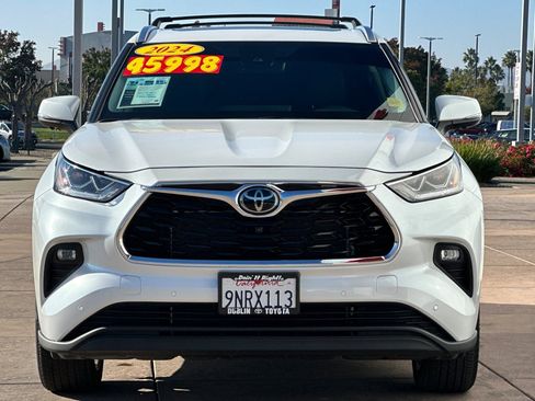 Used 2024 Toyota Highlander Limited image 10