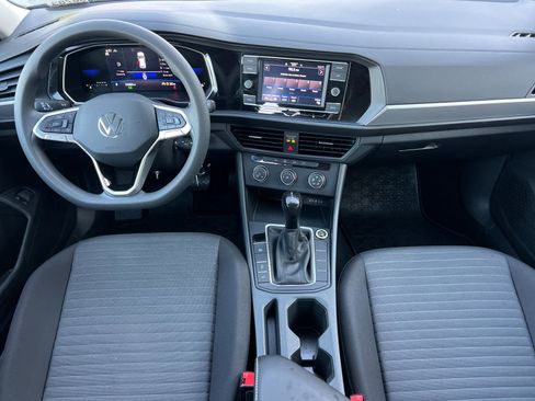 Used 2023 Volkswagen Jetta S image 13