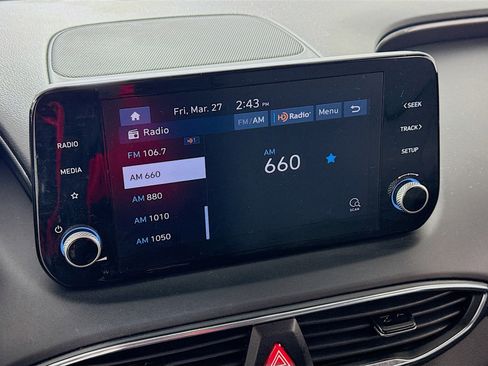 Used 2023 Hyundai Santa Fe SE image 15