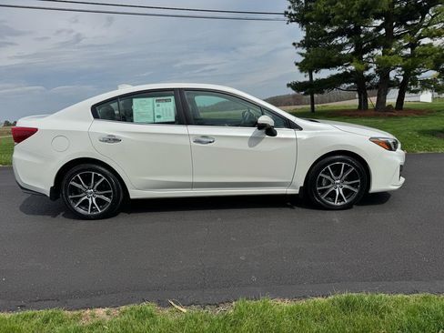 Used 2017 Subaru Impreza 2.0i Limited image 7