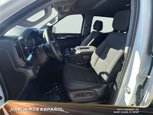 Used 2023 Chevrolet Silverado 1500 LT image 14