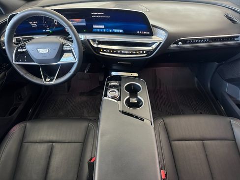 Used 2024 Cadillac Lyriq Luxury w/ LPO, Floor Liner Package AWD/4WD image 14